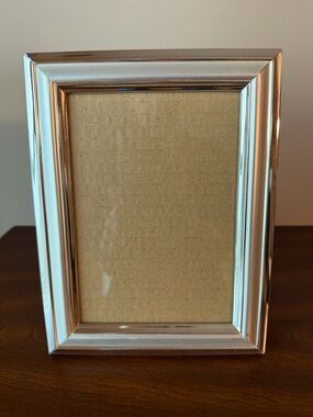 5x7  Picture Frame - Classic Metal Photo Frame